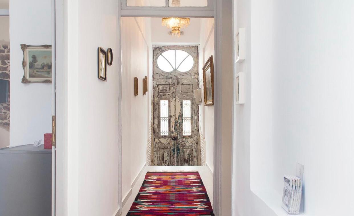 A Litte Taste Of Home Guest House Athen Exterior foto
